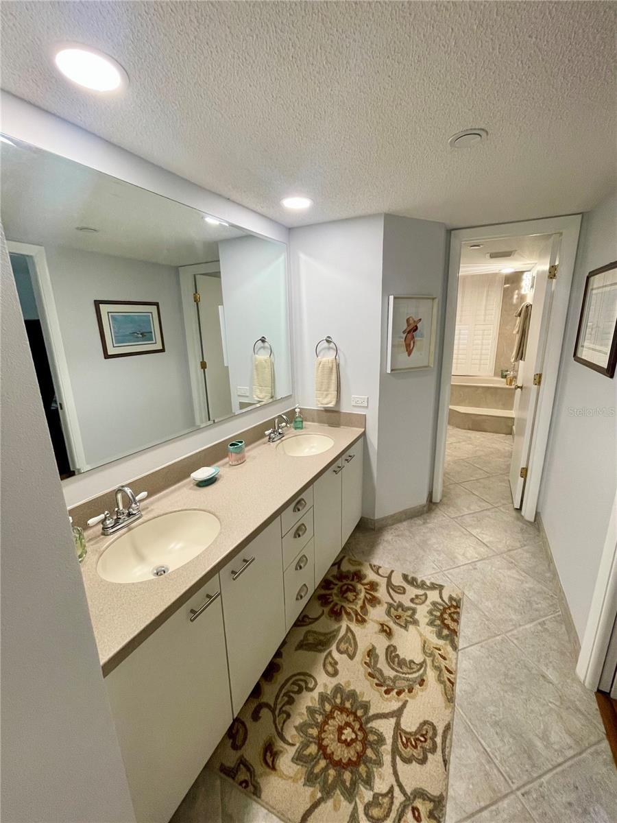1290 Gulf Blvd #307 Property Photo 20