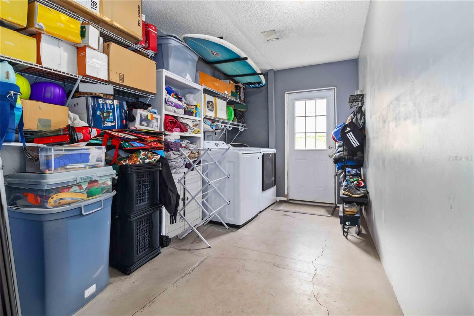 6581 Bancroft Ave Property Photo 25
