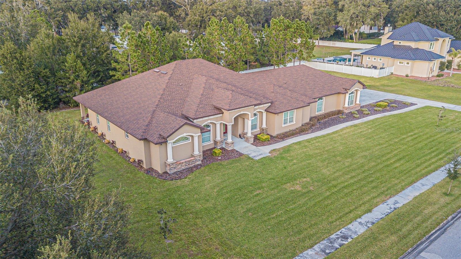 13102 Done Groven Dr Property Photo 2