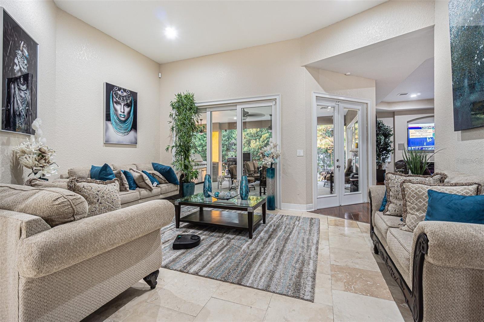13102 Done Groven Dr Property Photo 6