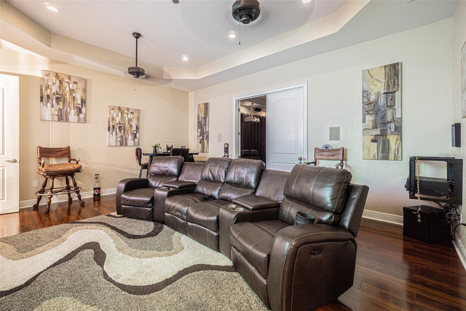 13102 Done Groven Dr Property Photo 15