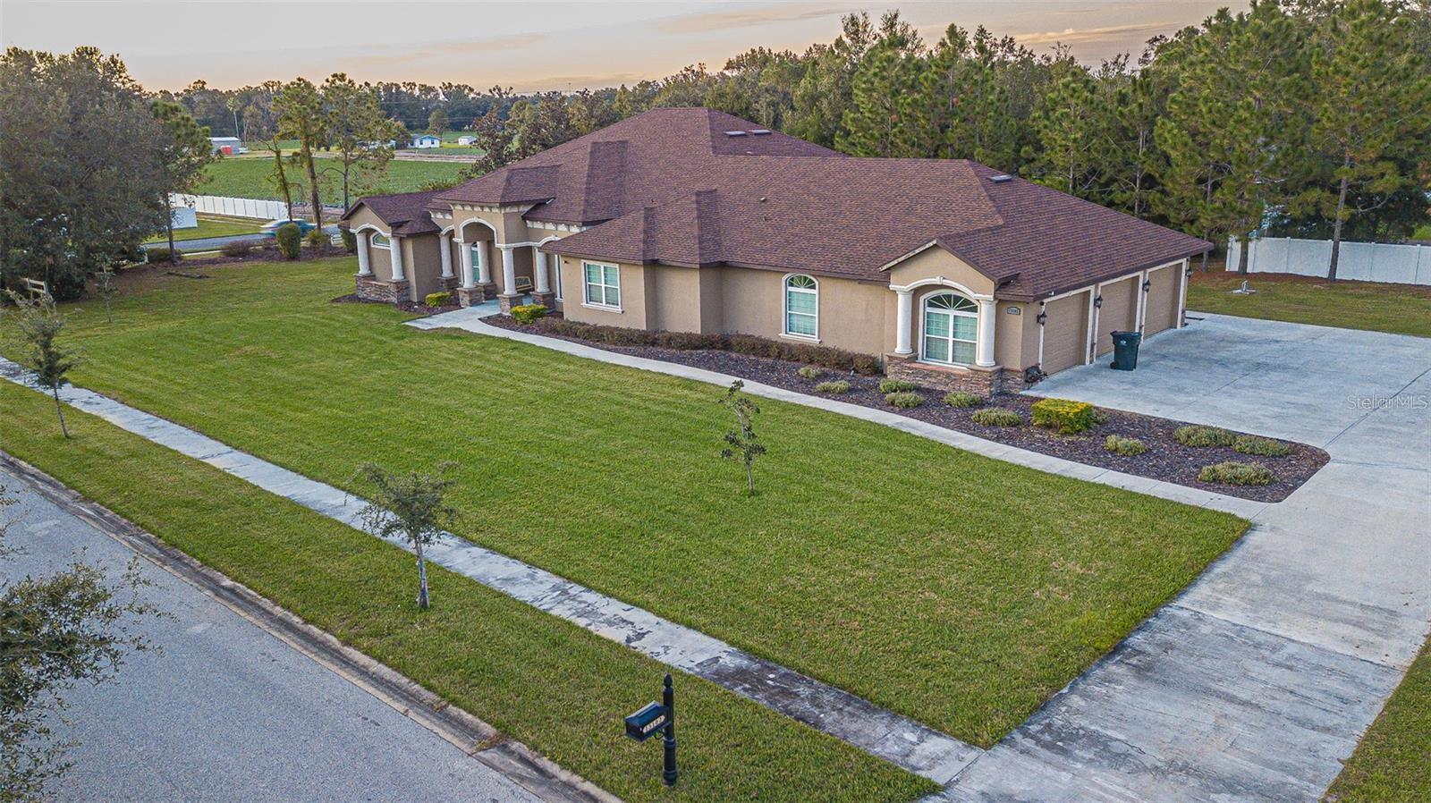 13102 Done Groven Dr Property Photo 34