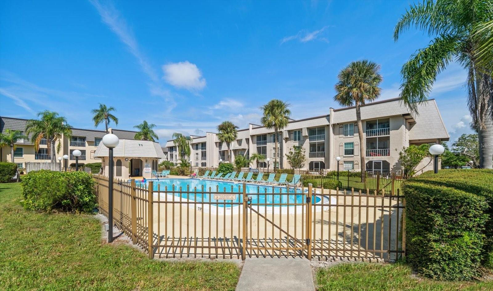 8681 Bardmoor Blvd #304c Property Photo 34
