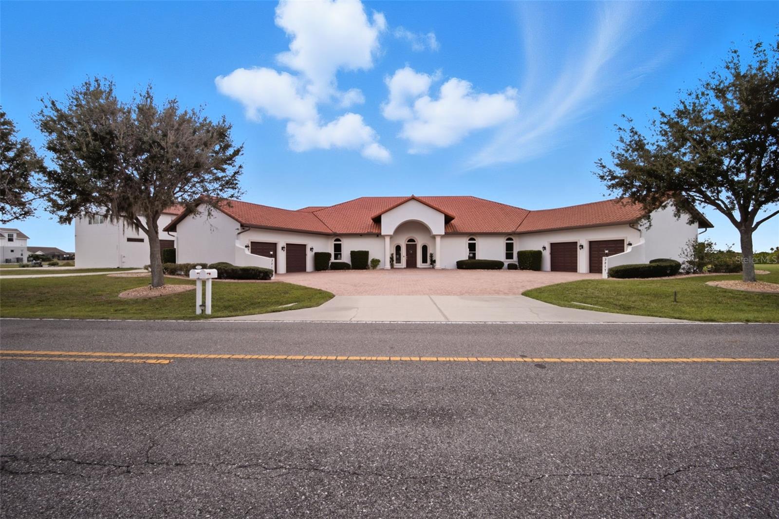 3215 Gulf City Rd Property Photo 8