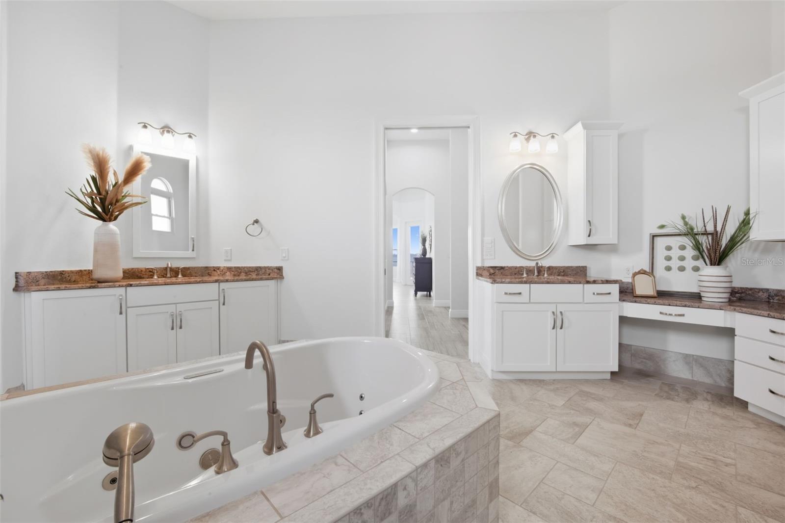 3215 Gulf City Rd Property Photo 30
