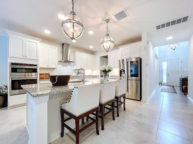 2450 Sunny Pebble Loop Property Photo 11