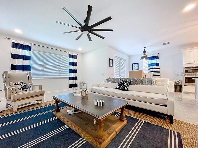 2450 Sunny Pebble Loop Property Photo 16
