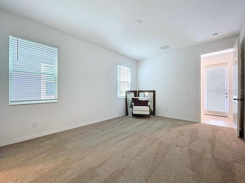 2450 Sunny Pebble Loop Property Photo 19
