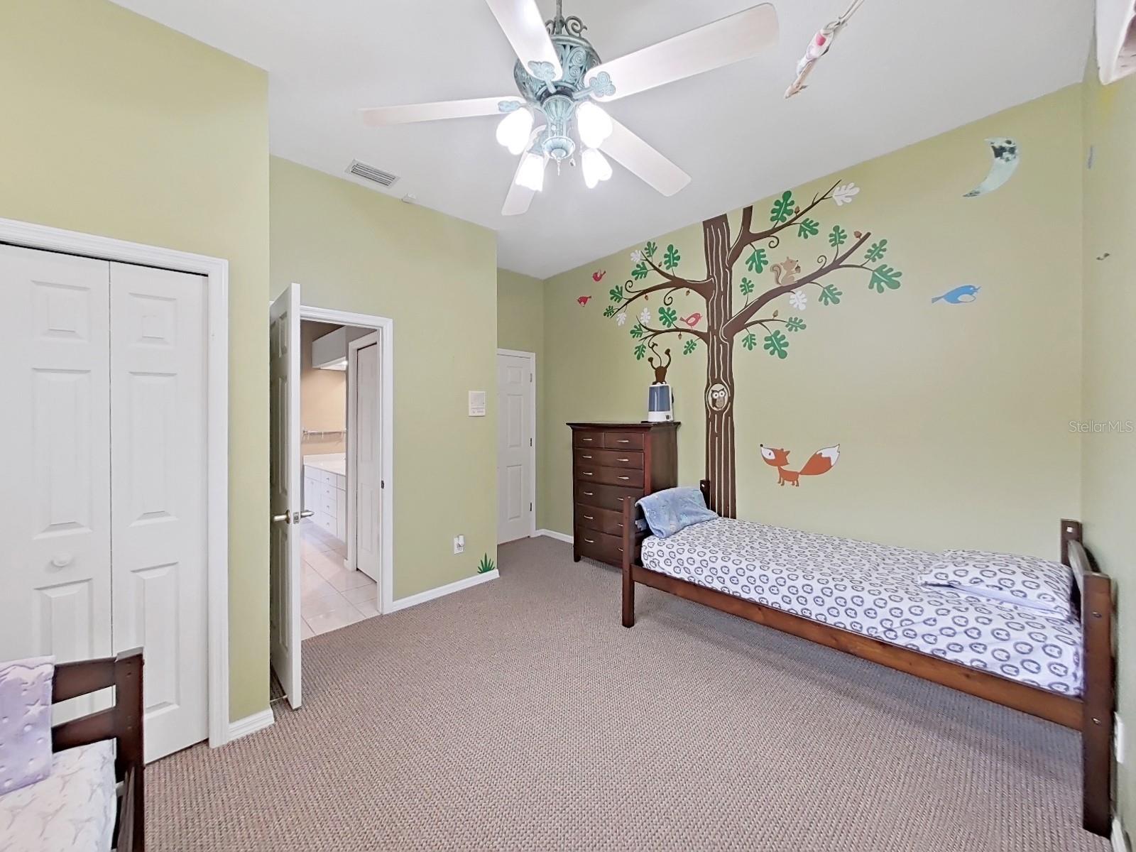 17307 Oak Ledge Dr Property Photo 25