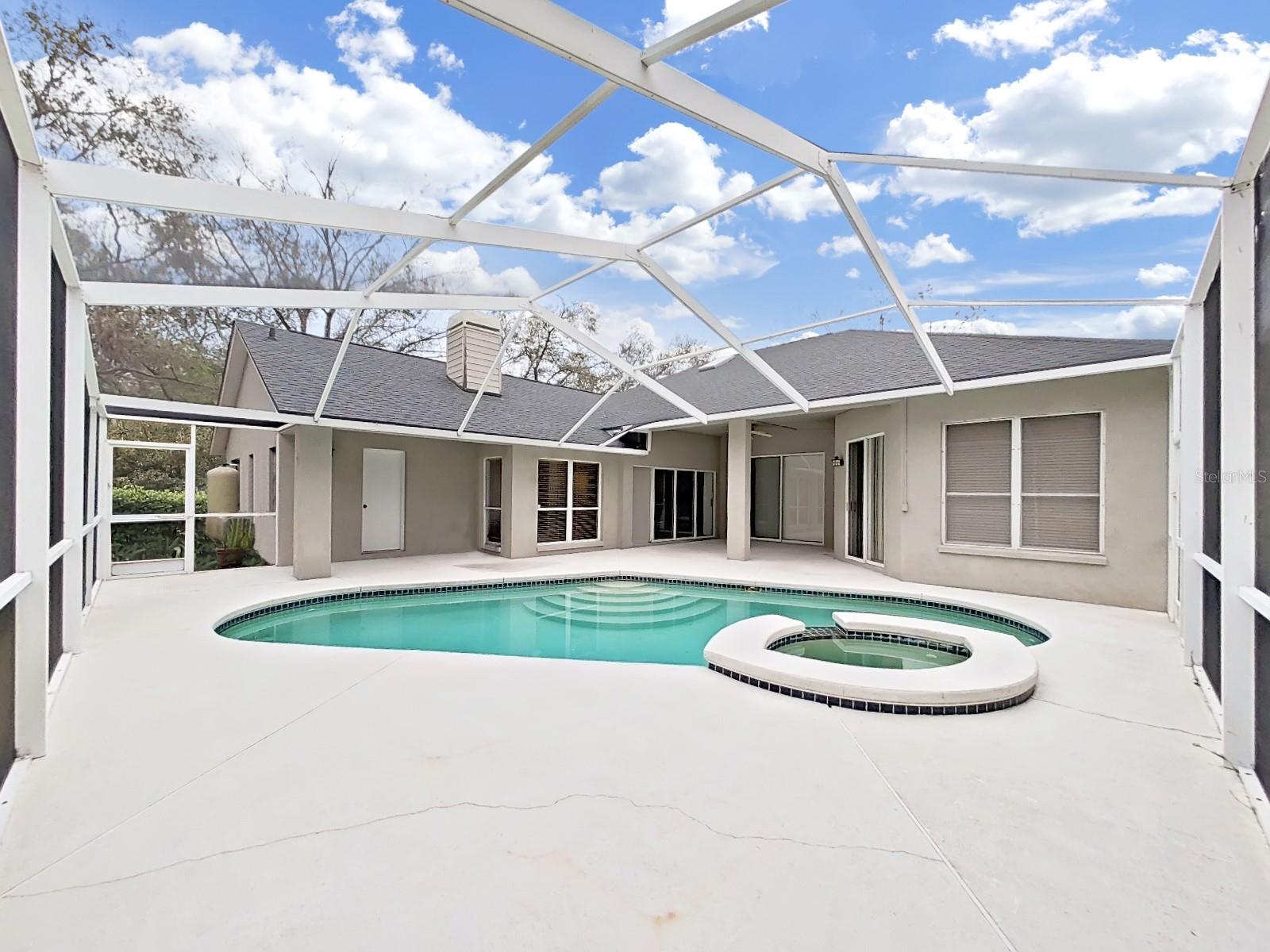 17307 Oak Ledge Dr Property Photo 43