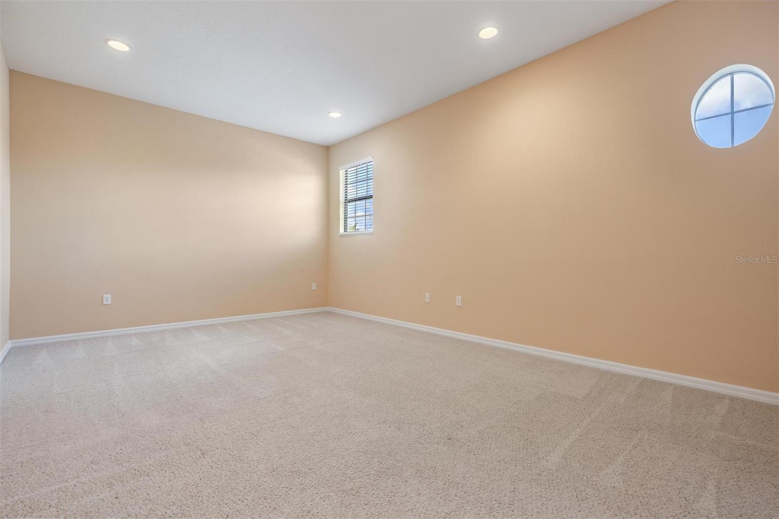 456 Oak Landing Blvd Property Photo 25