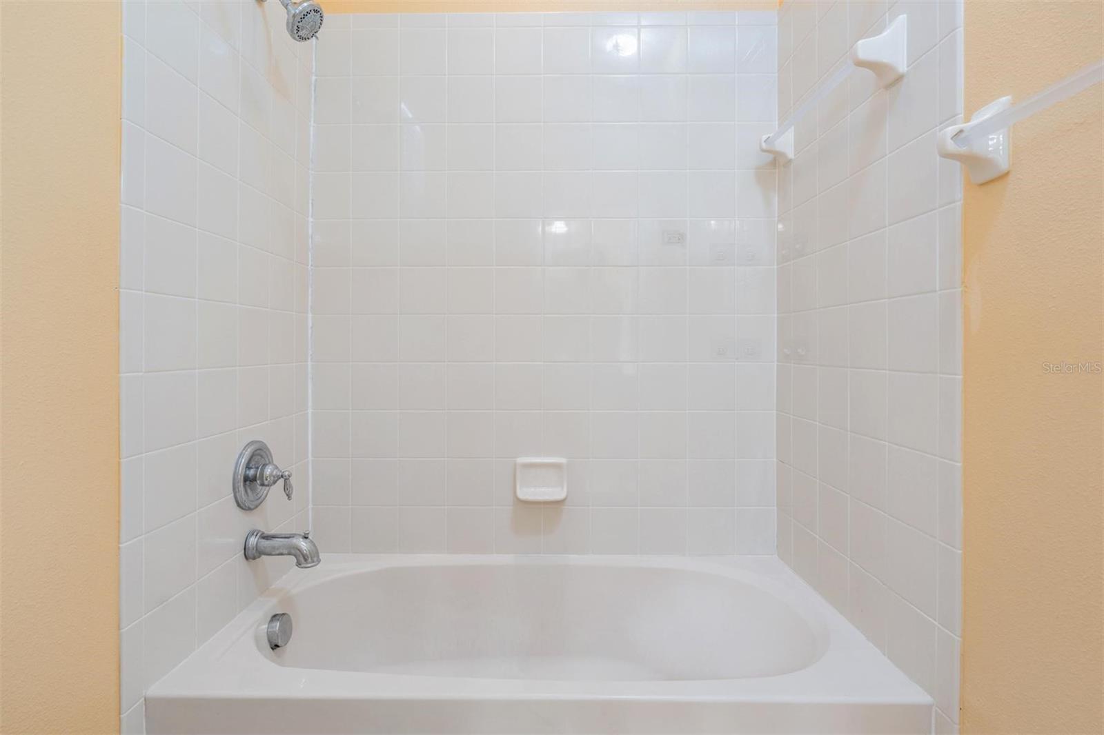 456 Oak Landing Blvd Property Photo 35