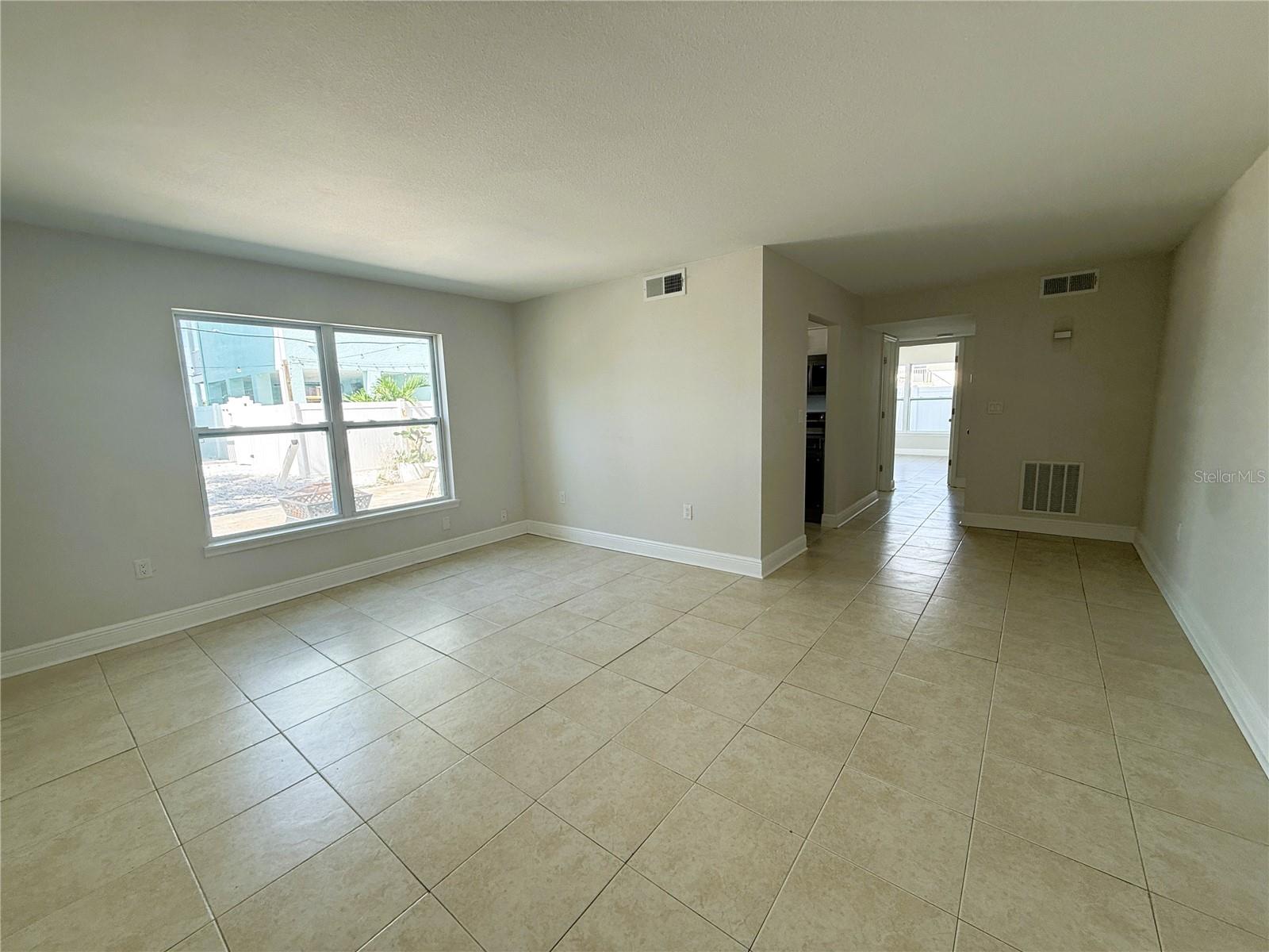 14120 Palm St #104 Property Photo 2