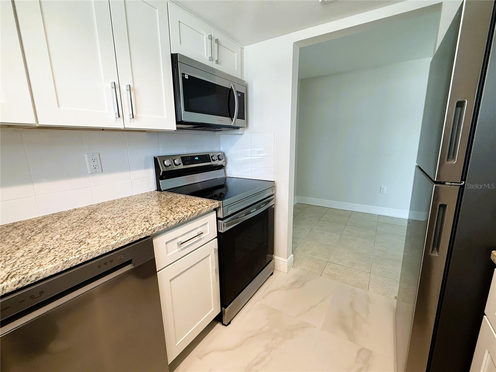 14120 Palm St #104 Property Photo 5