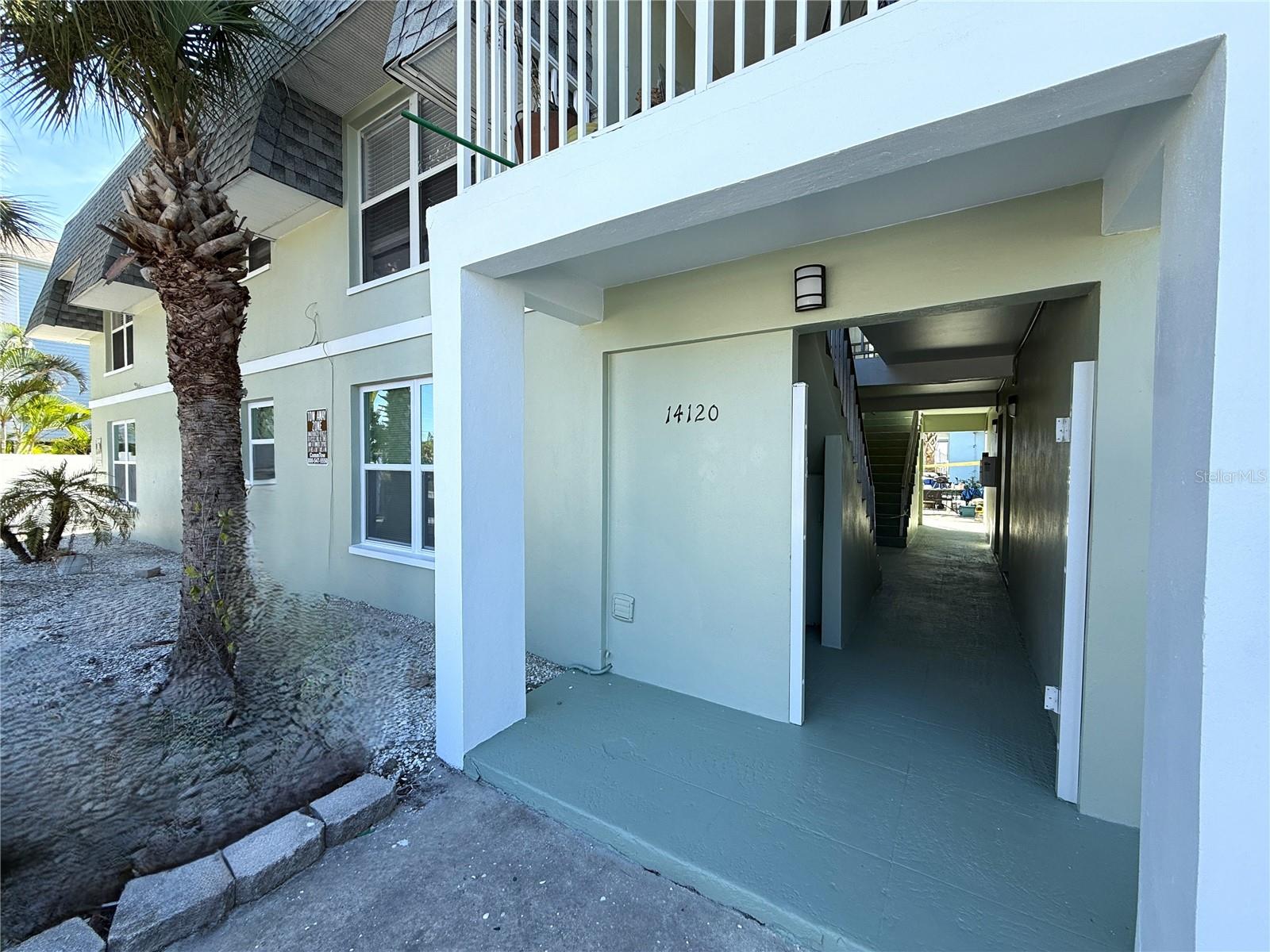14120 Palm St #104 Property Photo 12