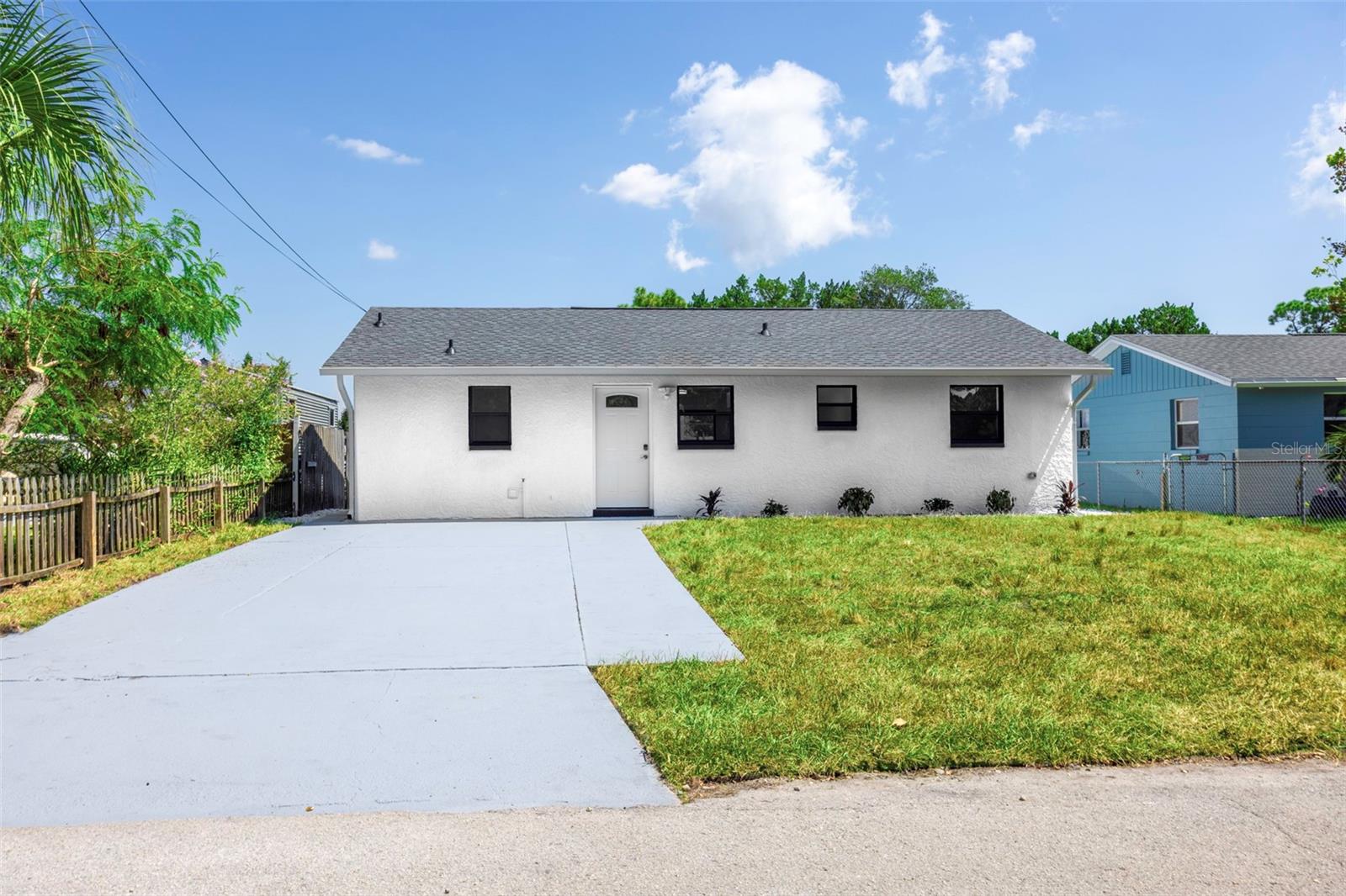 14820 ATLANTIC AVE Property Photo 1