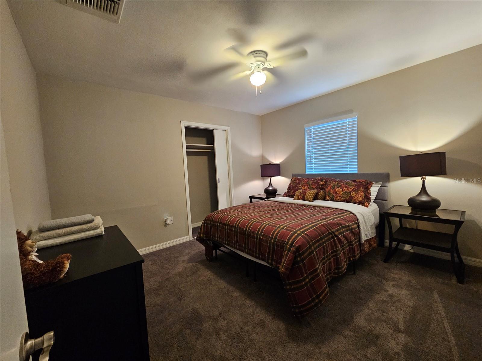 2117 Ivey Ln Property Photo 6