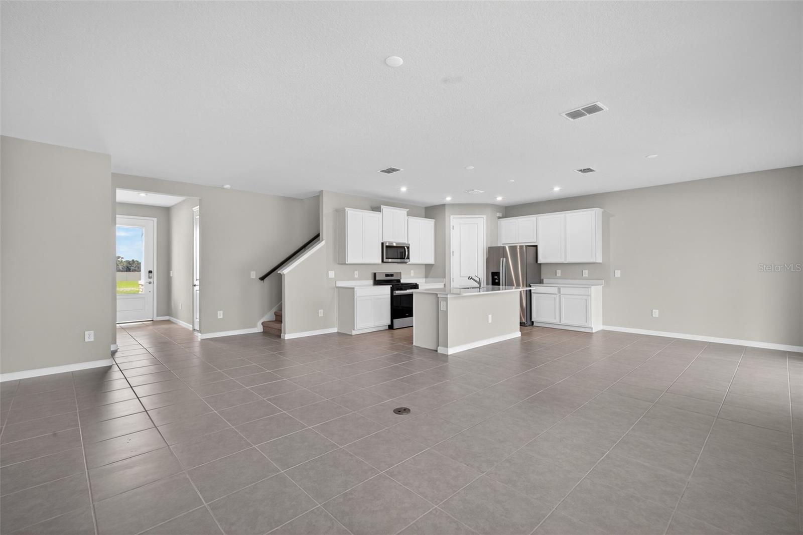 13014 Sunseed St Property Photo 5