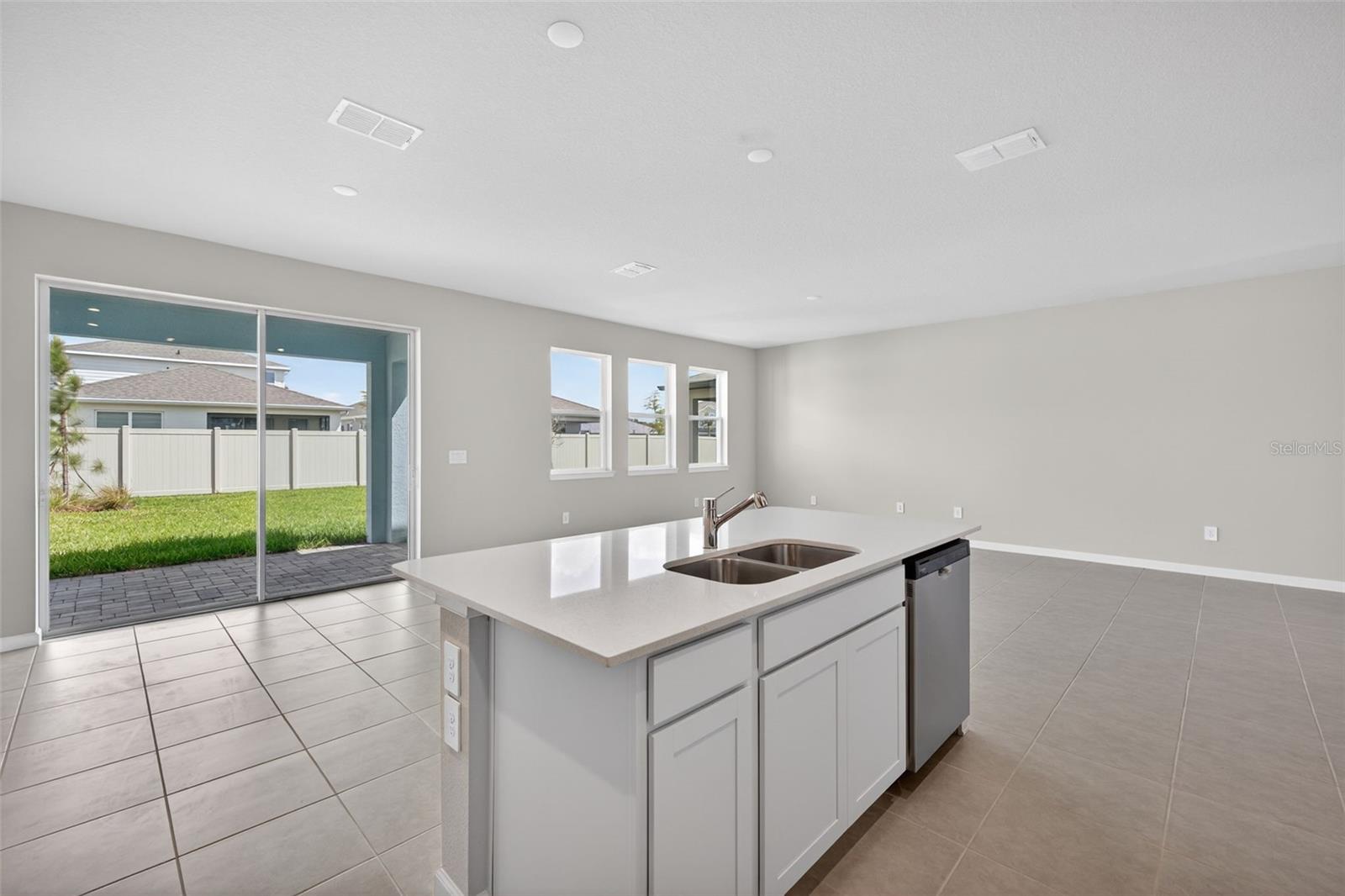 13014 Sunseed St Property Photo 9
