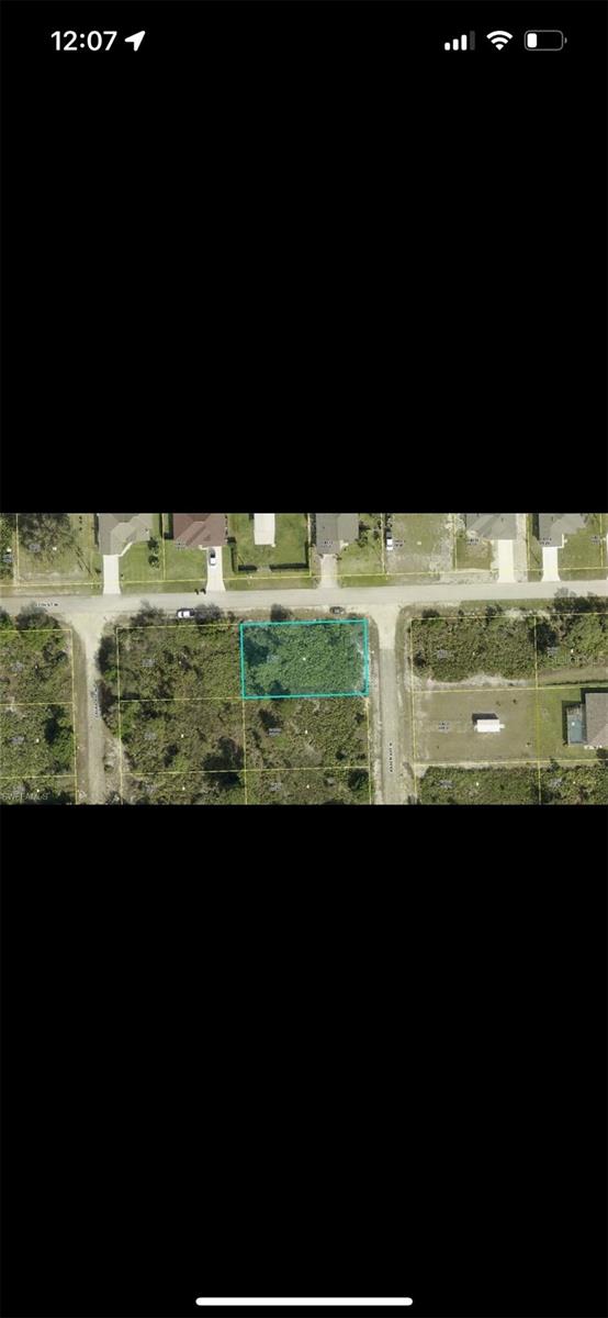 4631 KAREN AVE N Property Photo 1