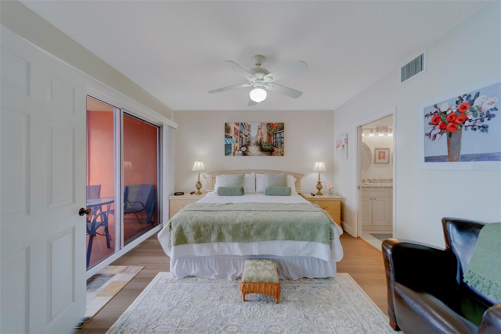 16700 Gulf Blvd #423 Property Photo 23