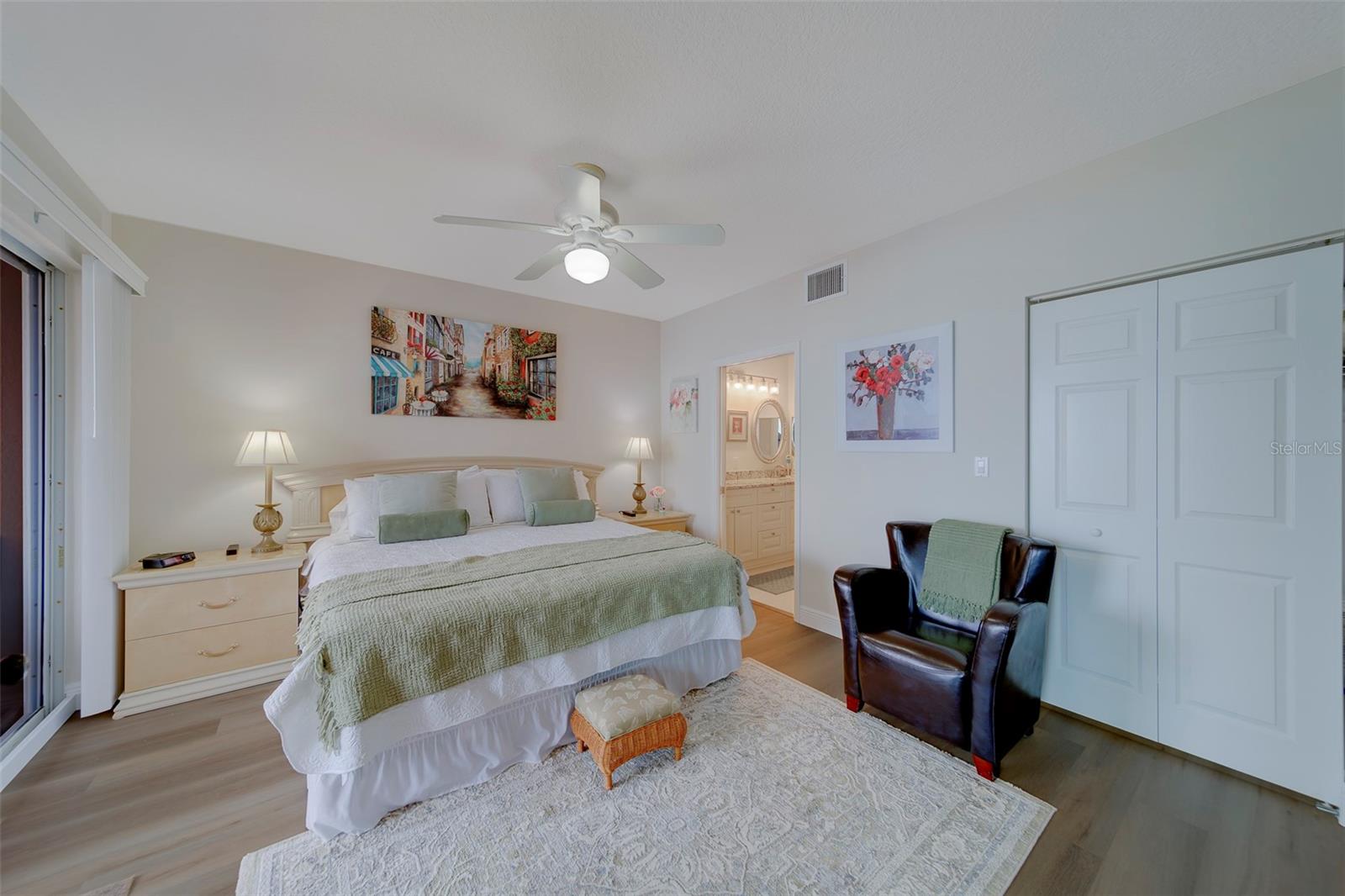 16700 Gulf Blvd #423 Property Photo 24