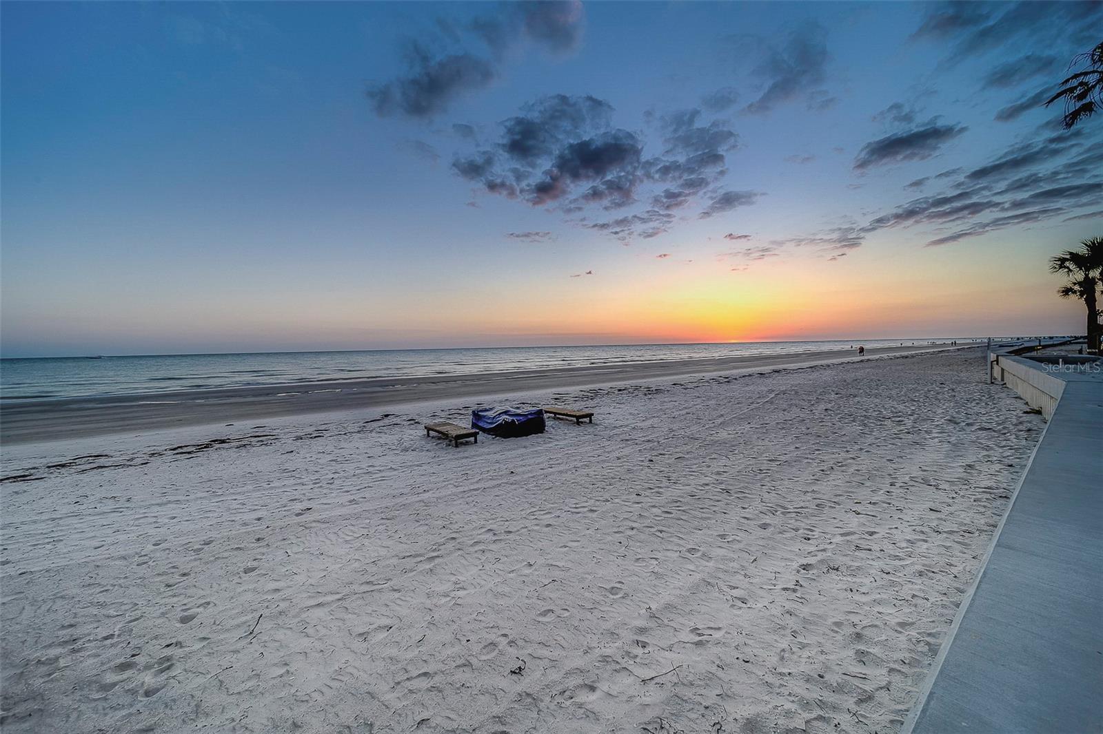 16700 Gulf Blvd #423 Property Photo 53