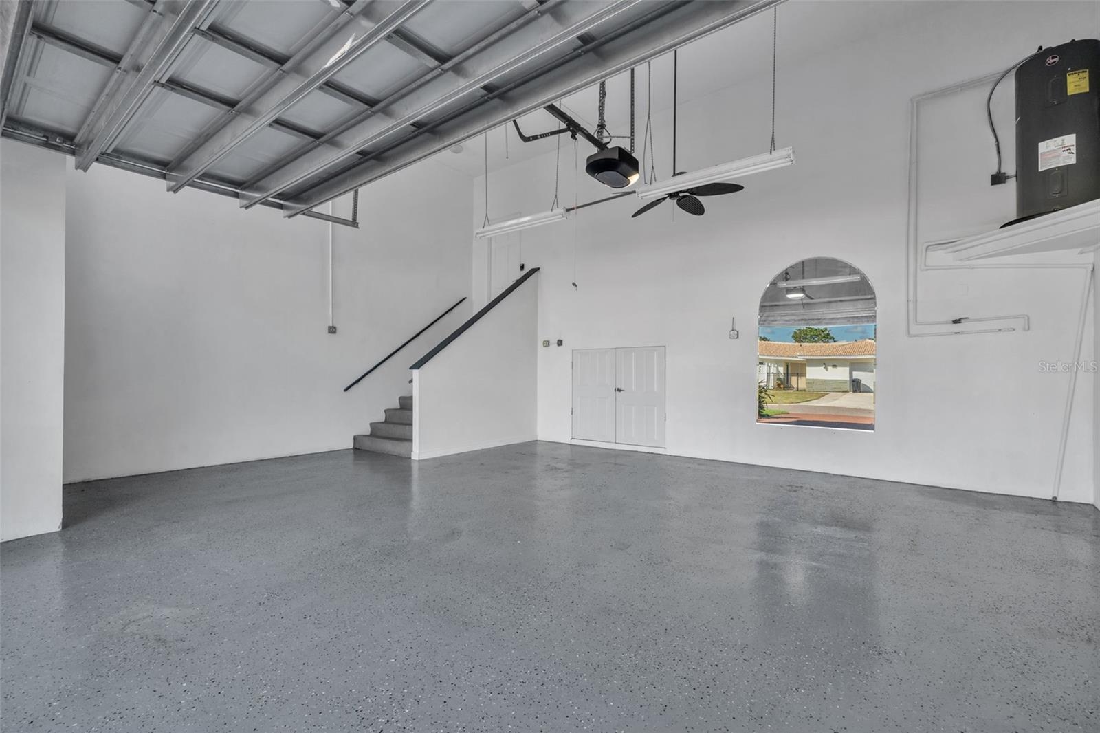 112 Leeward Is Property Photo 21