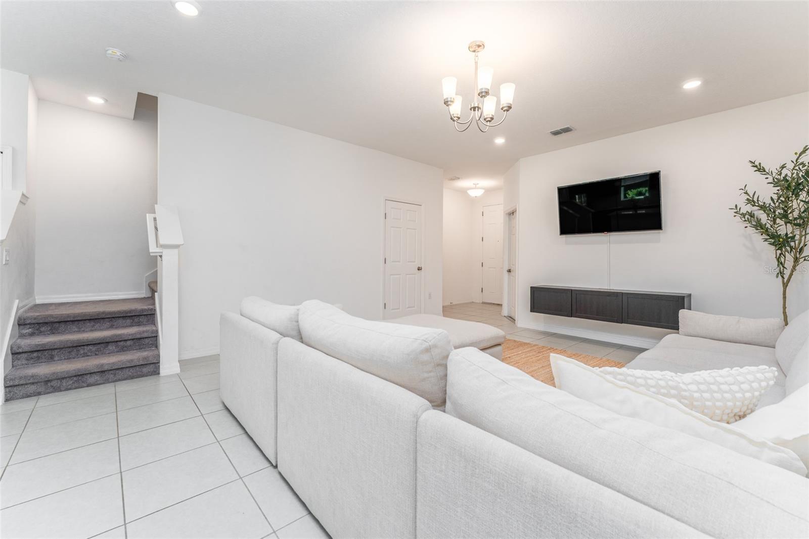 14072 Kite Ln Property Photo 10