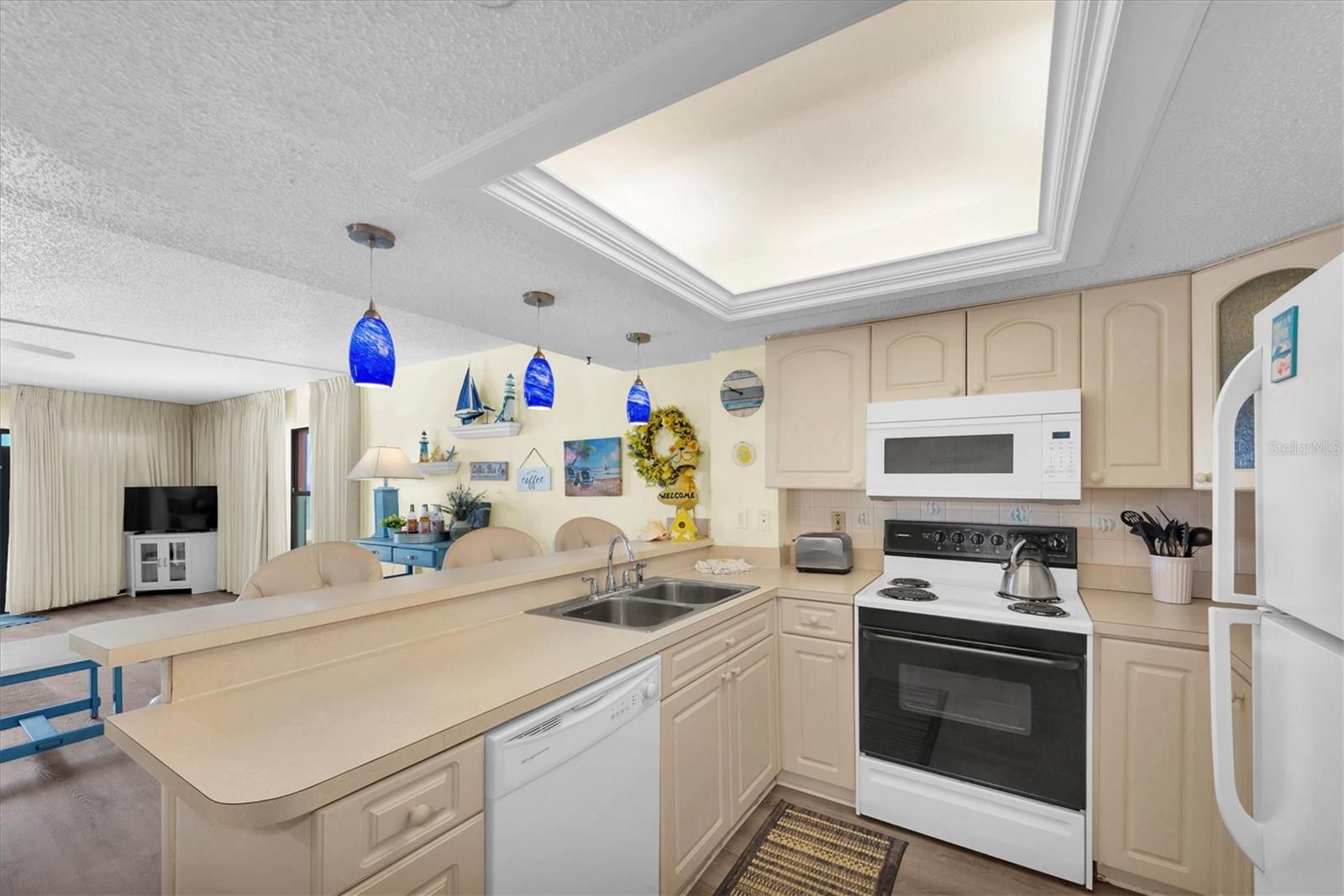 19440 Gulf Blvd #209 Property Photo 8