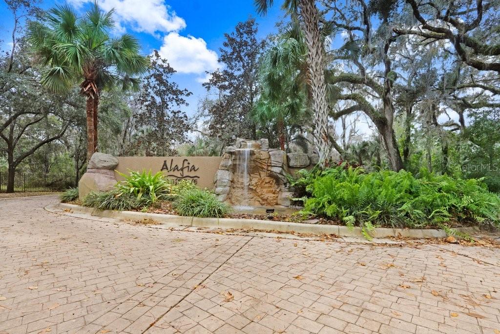 4872 Rambling River Rd Property Photo 1