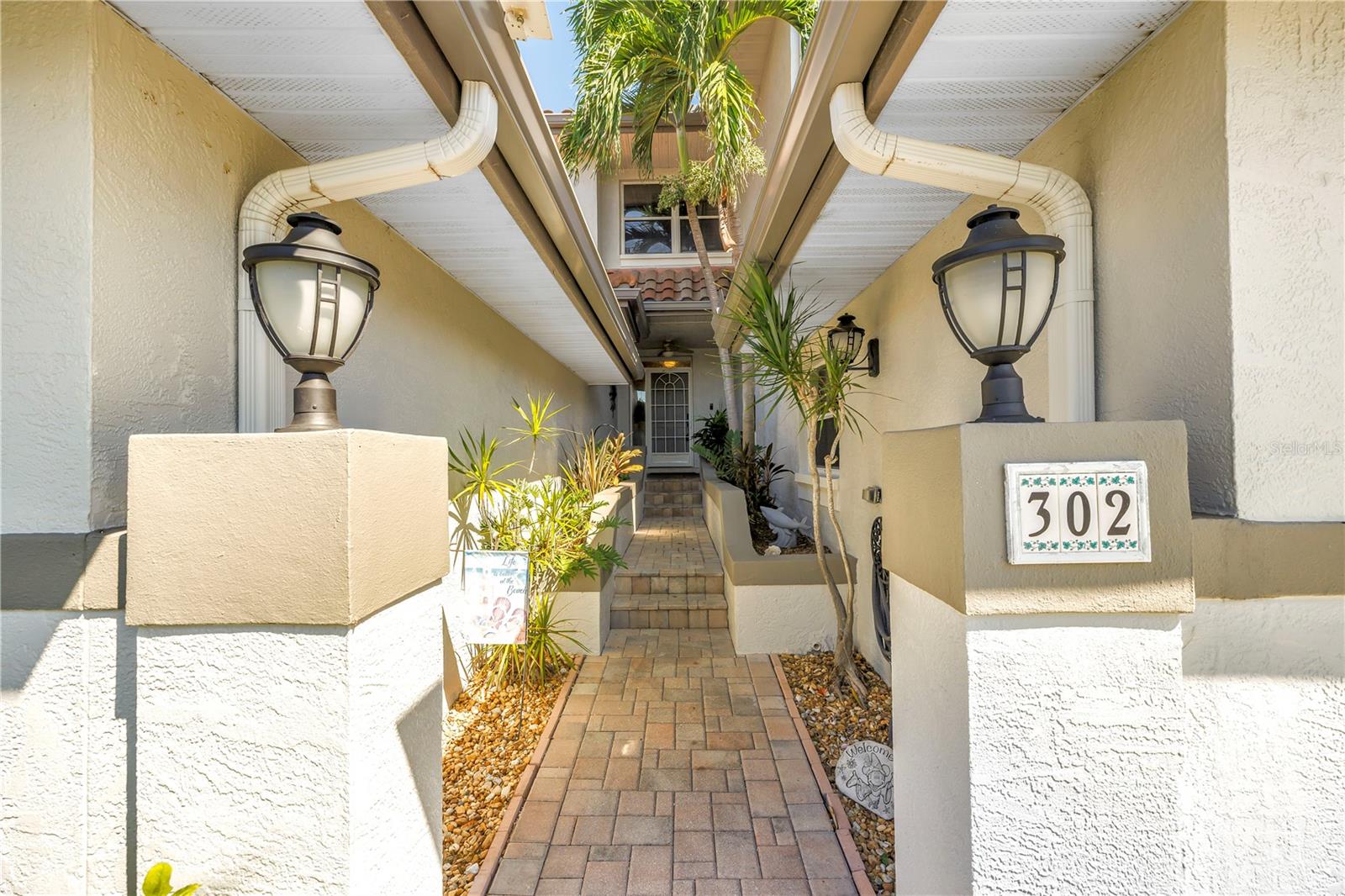 903 Pinellas Bayway S #302 Property Photo 6