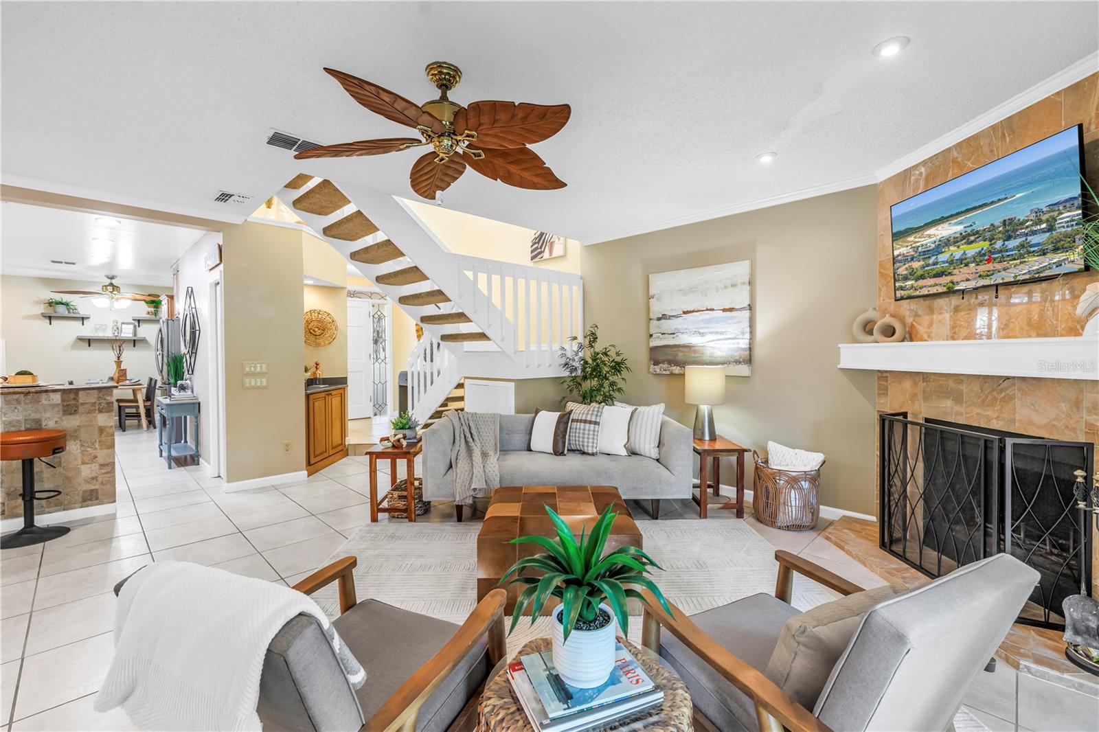 903 Pinellas Bayway S #302 Property Photo 8