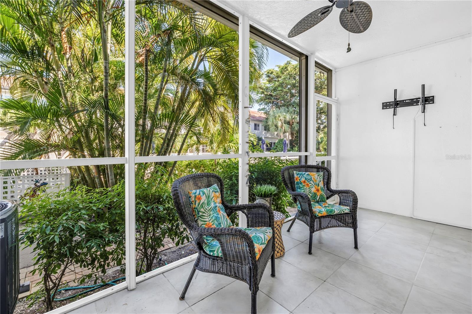 903 Pinellas Bayway S #302 Property Photo 16