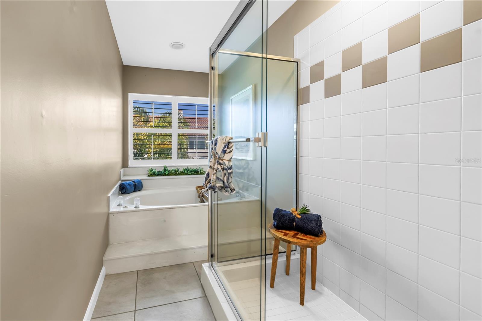 903 Pinellas Bayway S #302 Property Photo 22