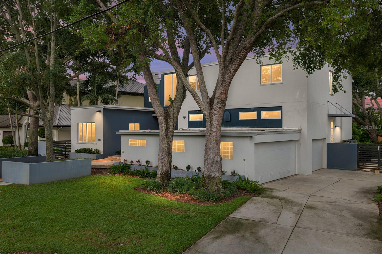 838 Monterey Blvd Ne Property Photo 3