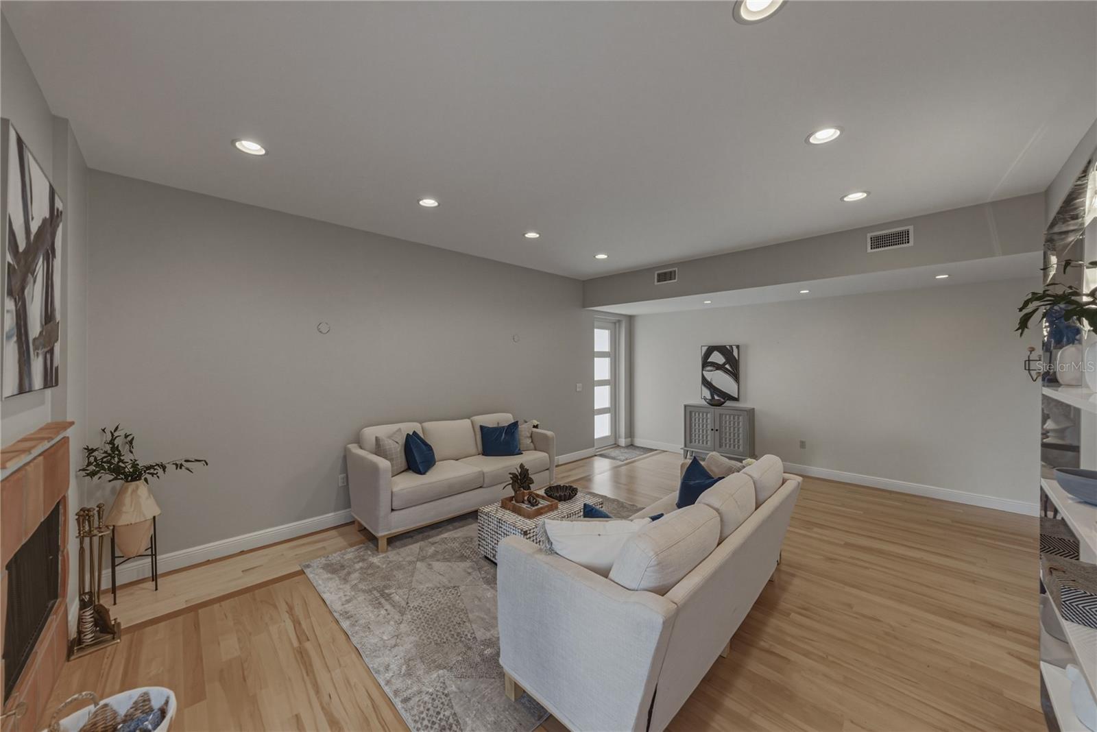 838 Monterey Blvd Ne Property Photo 24