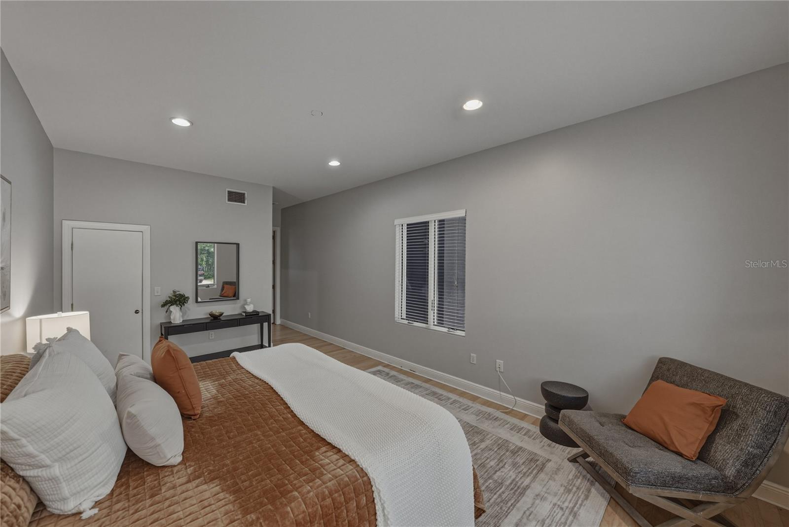 838 Monterey Blvd Ne Property Photo 29