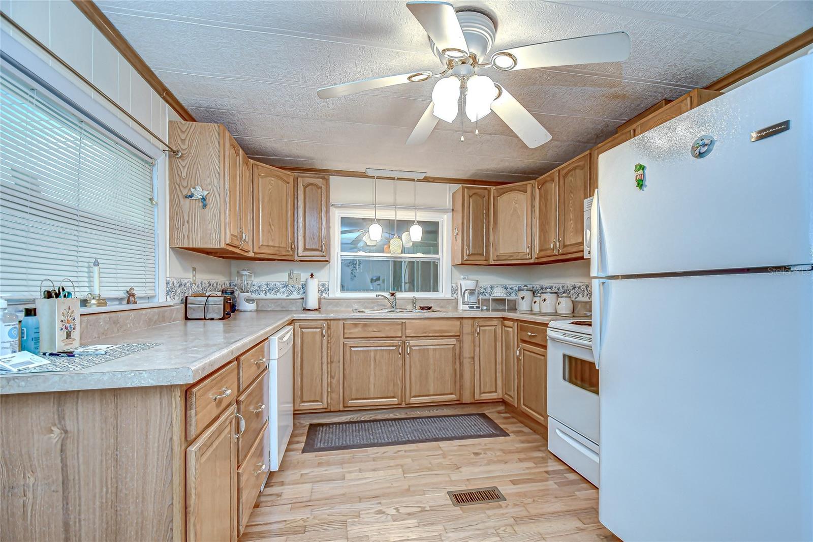 39443 Elgin Dr Property Photo 3