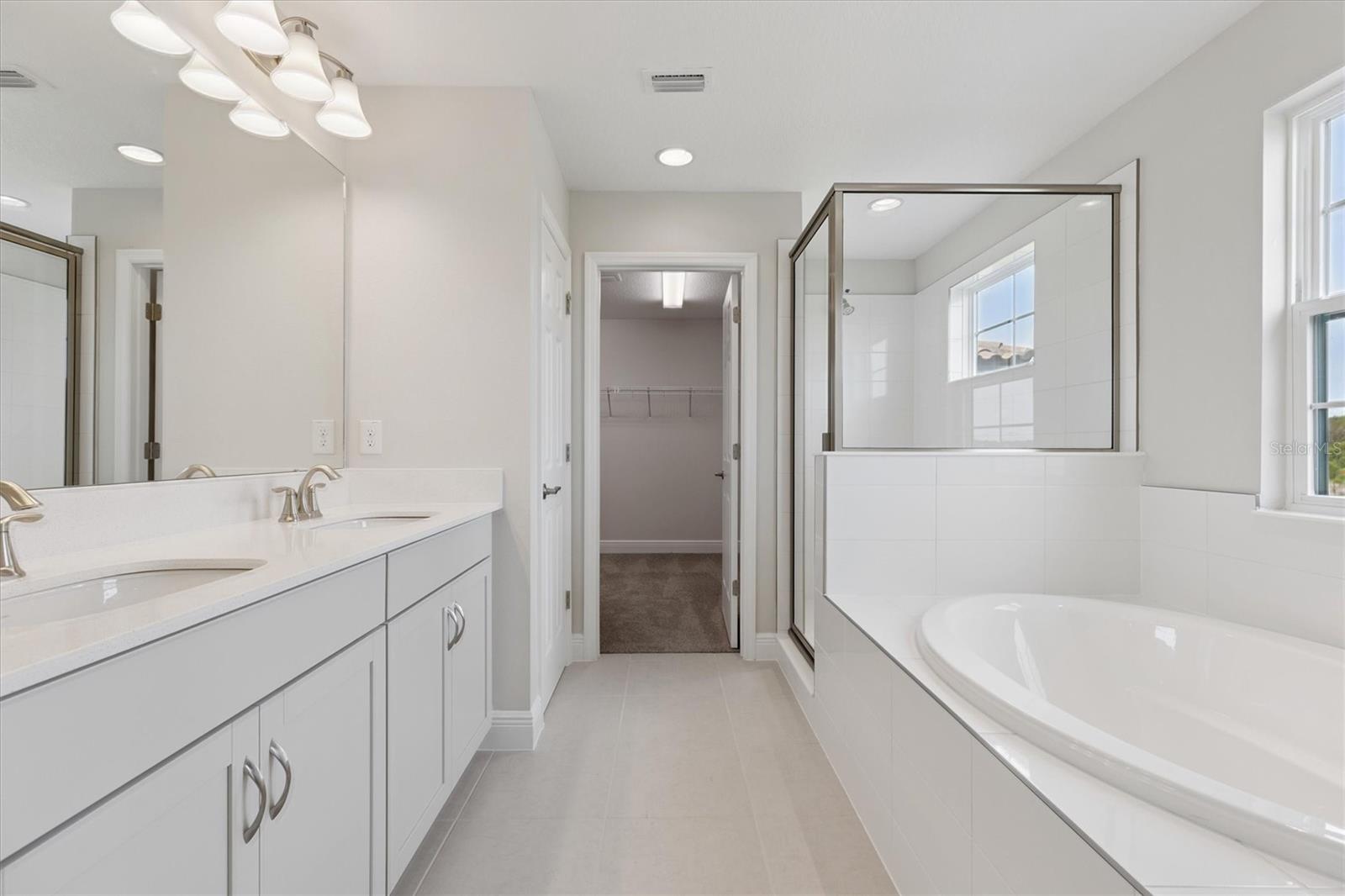 8517 Dove Bog Ter Property Photo 6