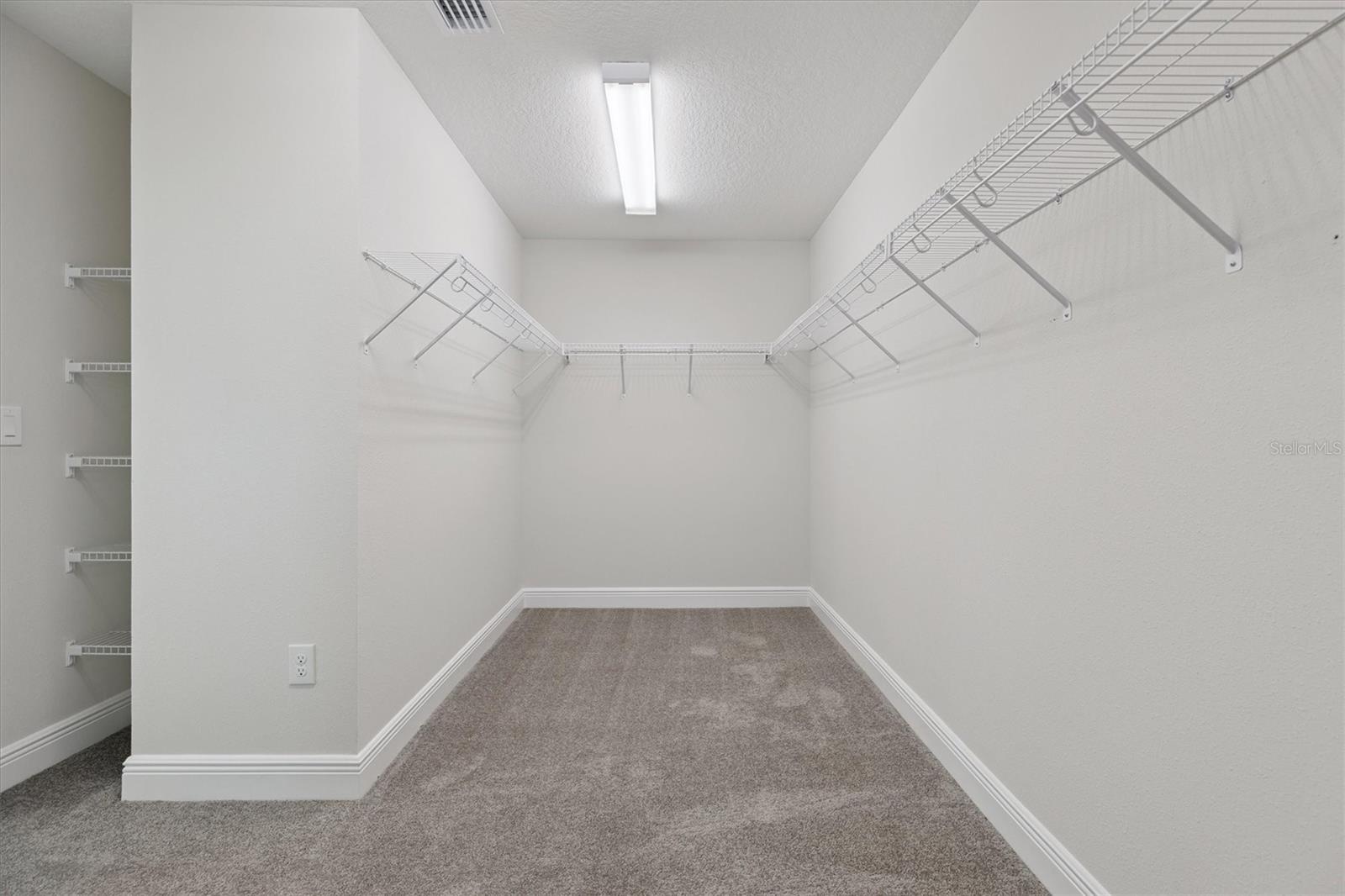 8517 Dove Bog Ter Property Photo 10