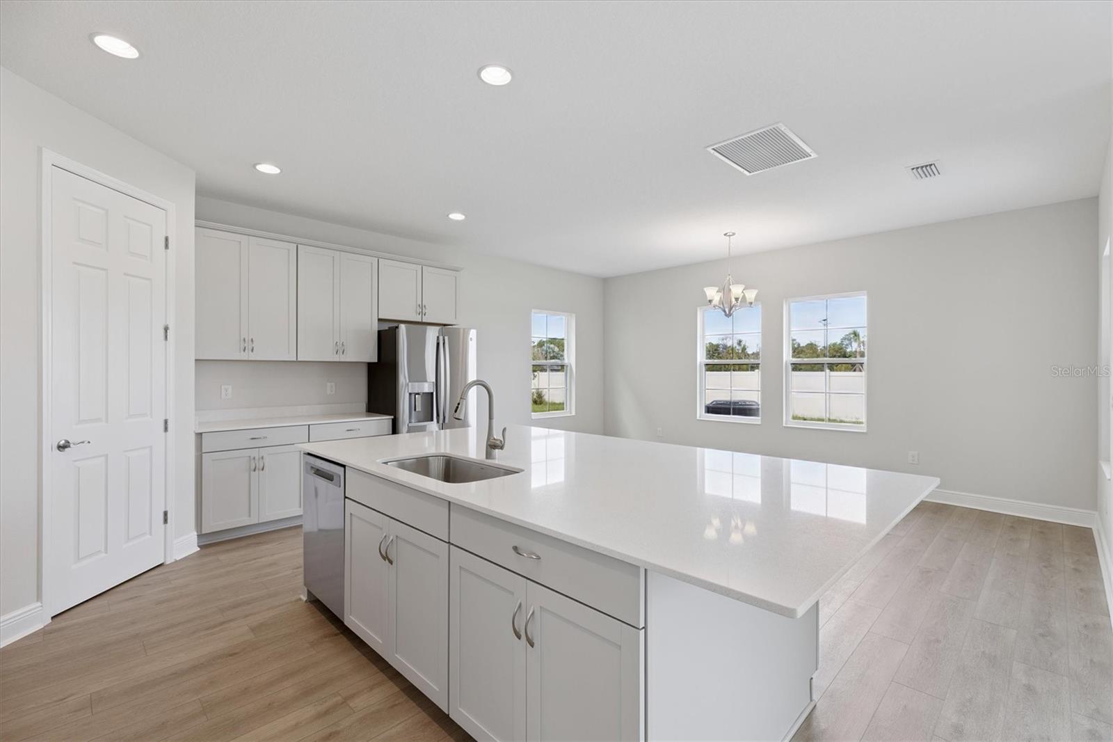 8517 Dove Bog Ter Property Photo 13