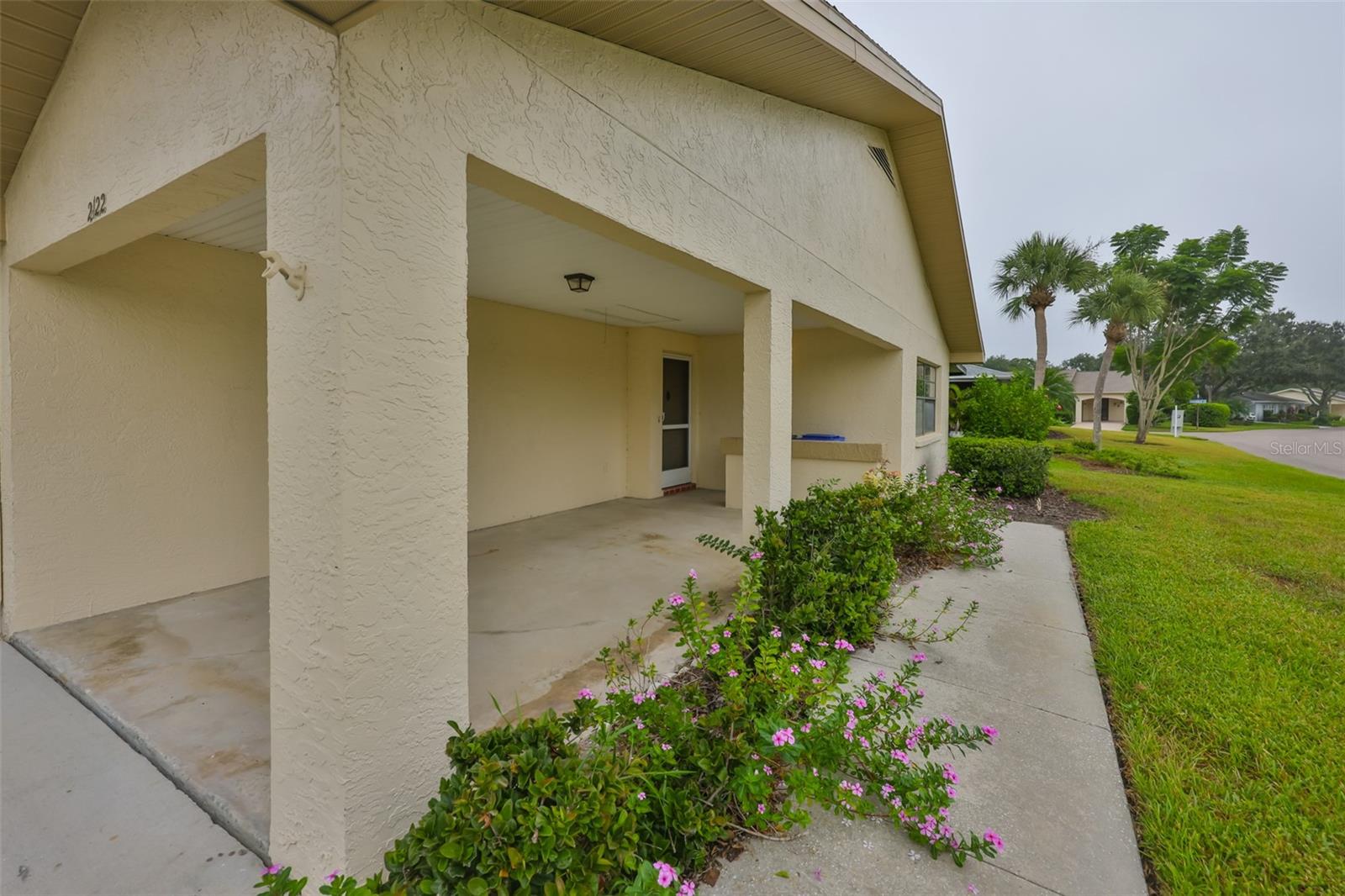 2122 Hereford Dr #511 Property Photo 5