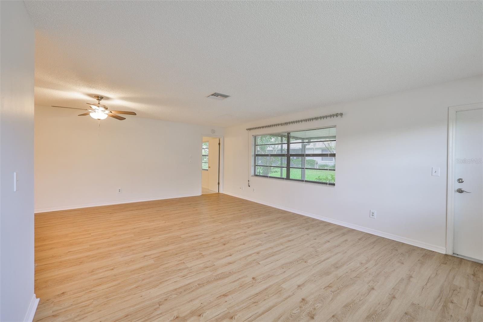 2122 Hereford Dr #511 Property Photo 12