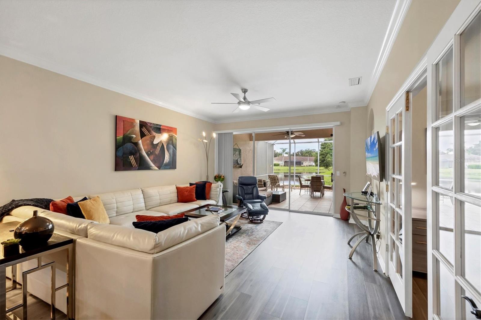 5111 Peppermill Ct Property Photo 9