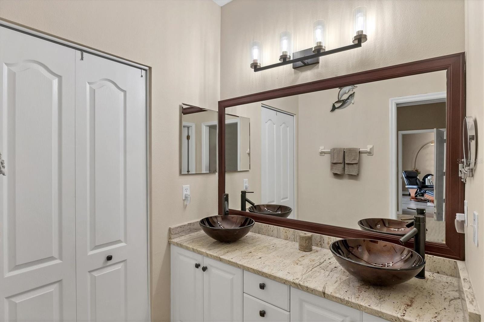 5111 Peppermill Ct Property Photo 24