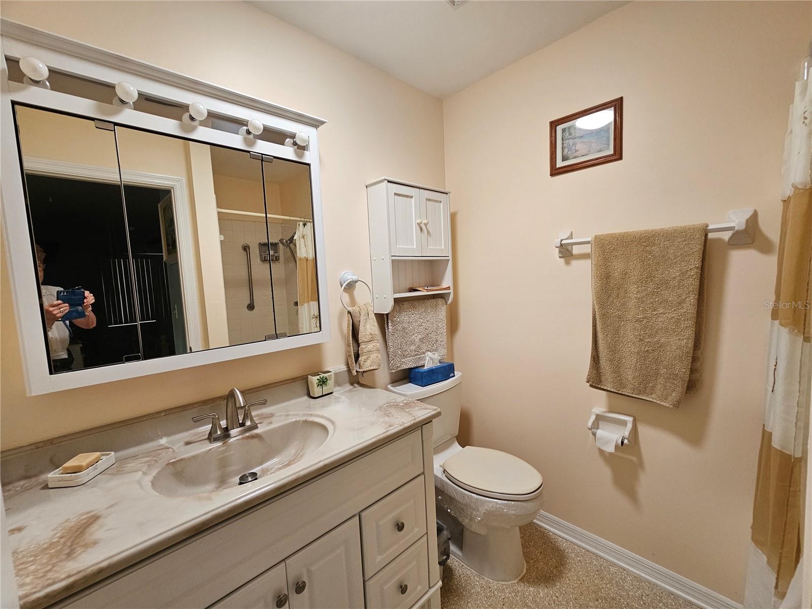1905 Canterbury Ln #e-9 Property Photo 25