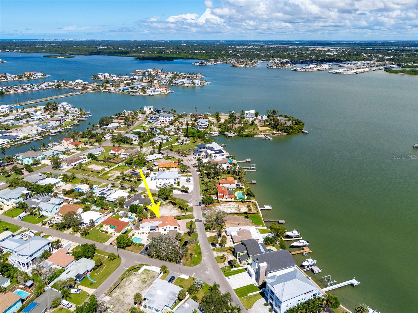 15804 Redington Dr Property Photo 6