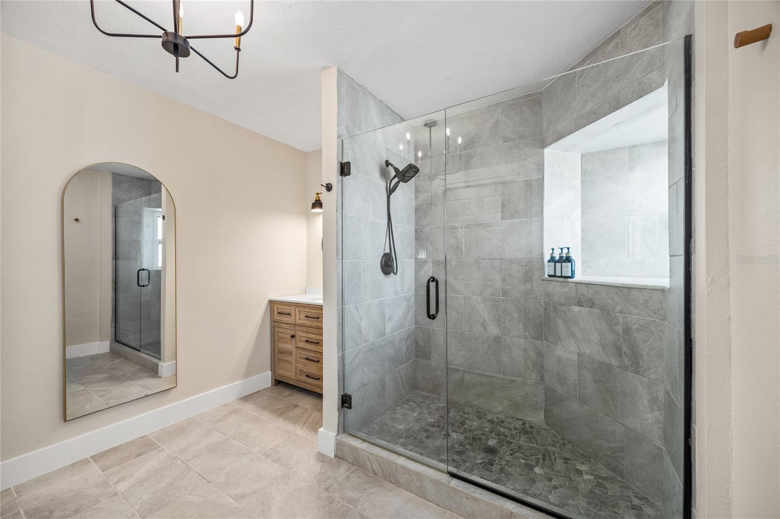 15804 Redington Dr Property Photo 29