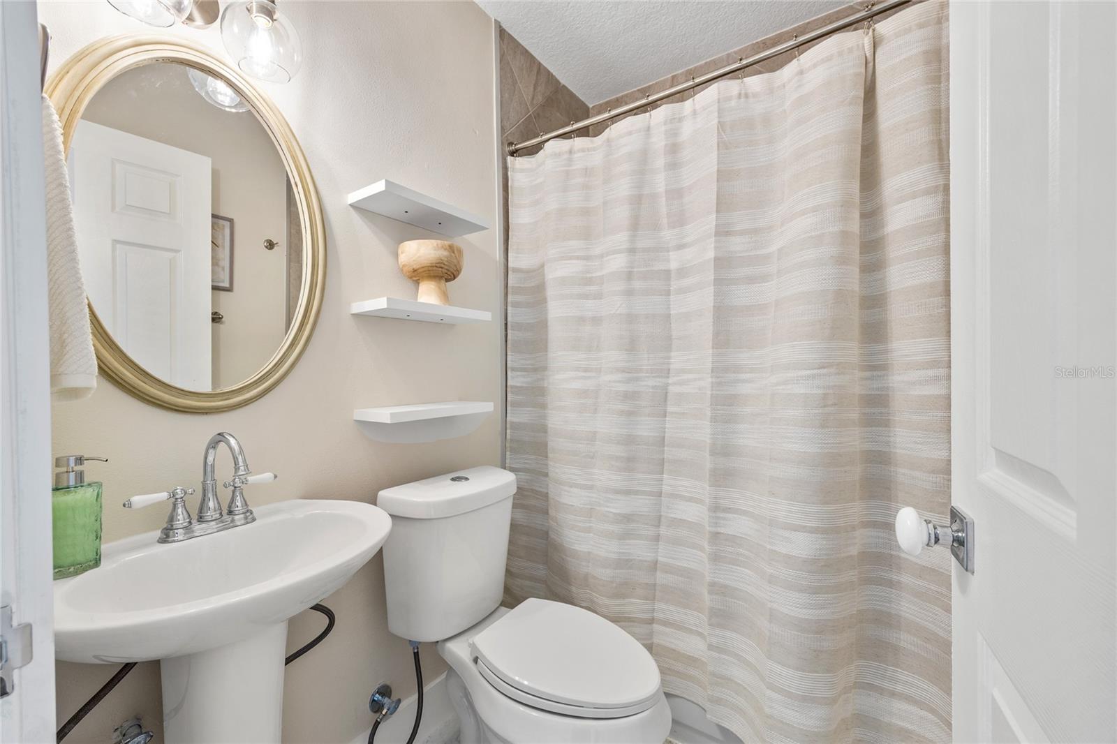 15804 Redington Dr Property Photo 42